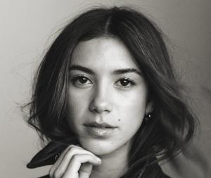 Go away with ... Scarlett Estevez