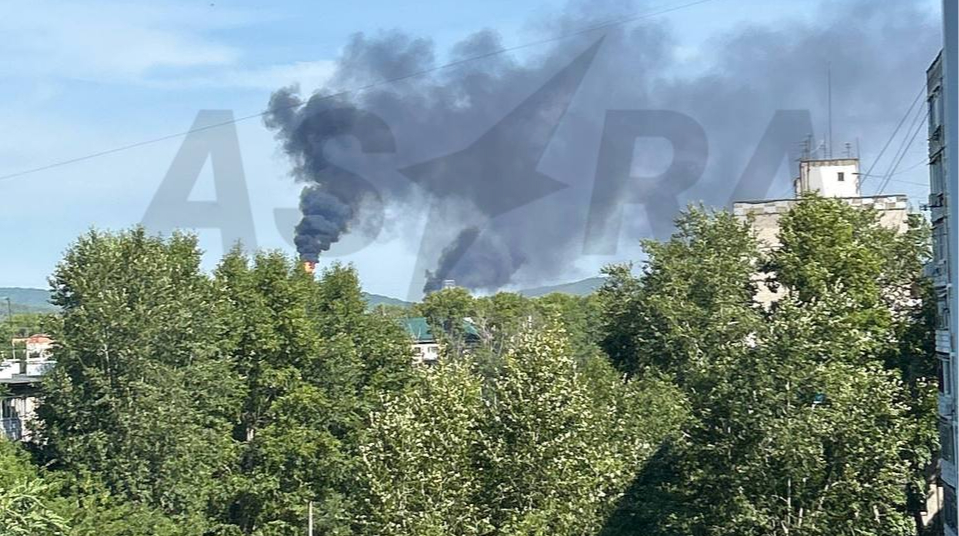 Fire breaks out at Rosneft oil refinery in Komsomolsk-on-Amur – photos