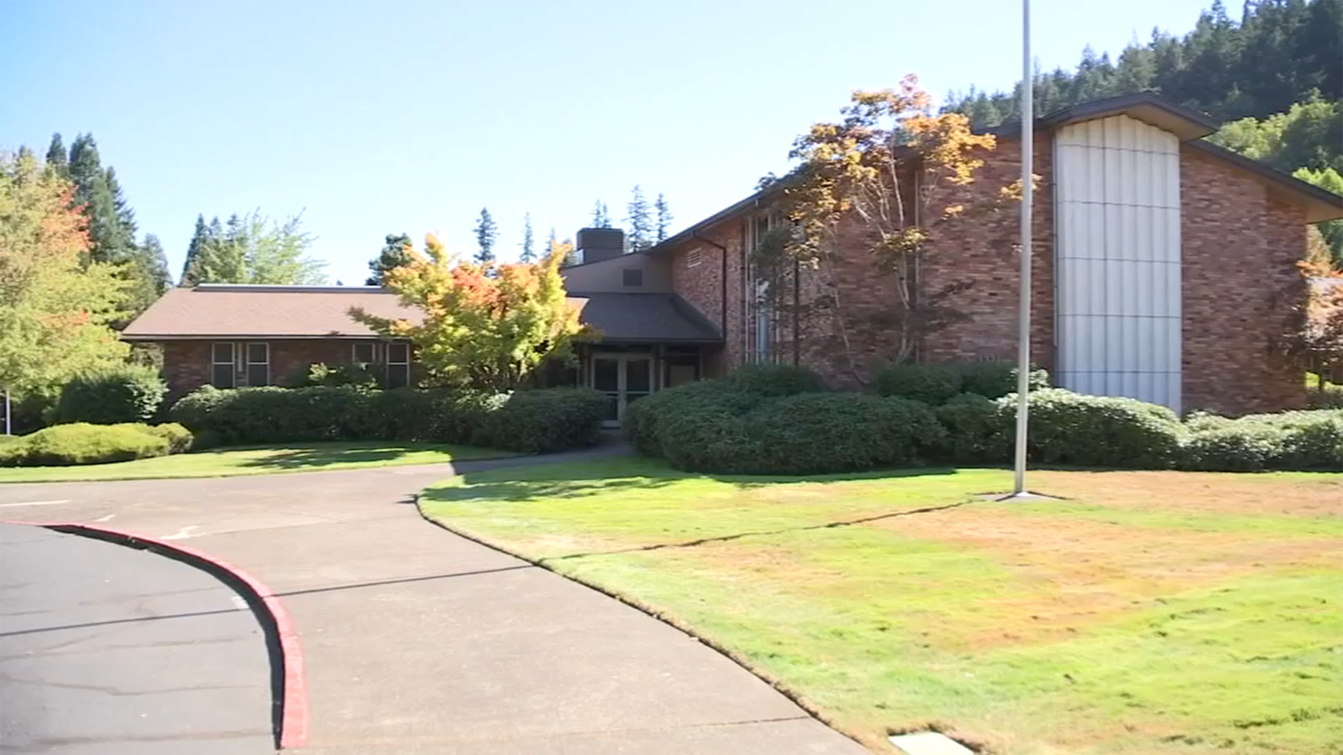 Lake Oswego School district considers using imminent domain to acquire property from church