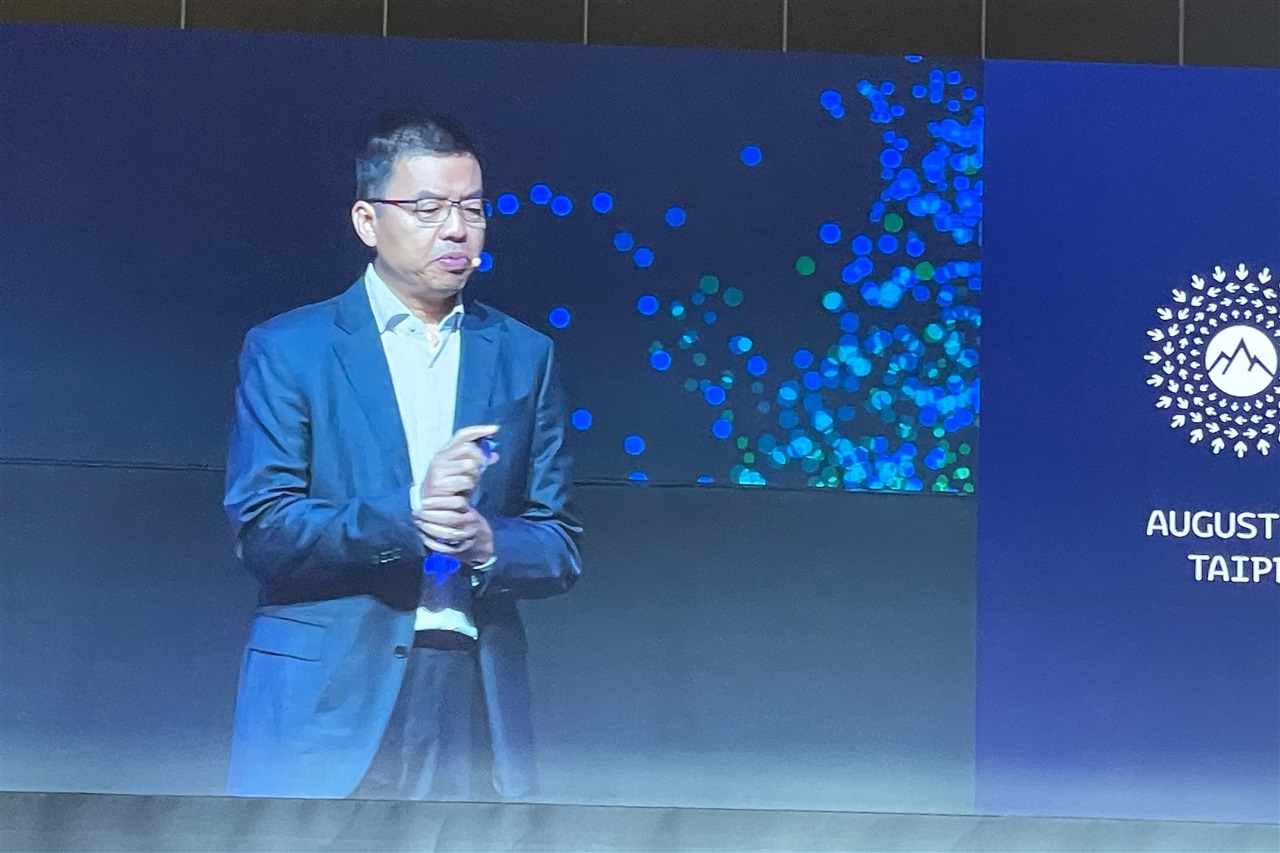 TSMC nears AI packaging demand after years of doubling capacity:'CoWoS guy' Jun He