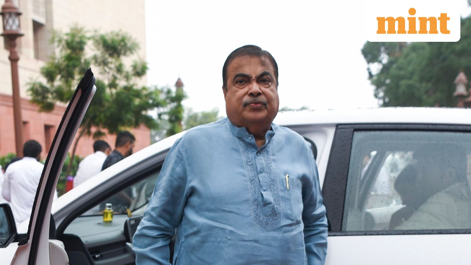 India's road accidents soar to five lakh annually, Gadkari says 20 people die every hour