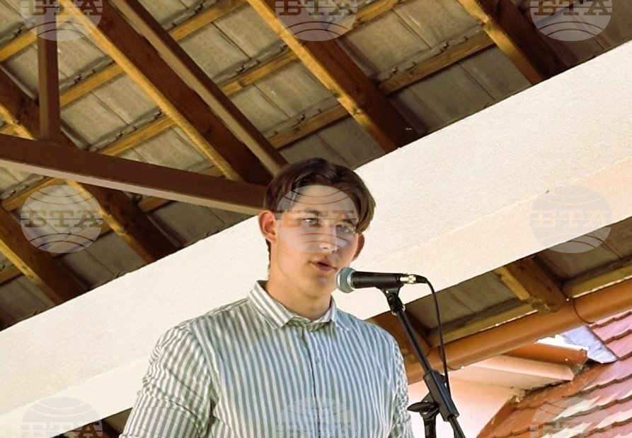 Sofia Student Receives Special Award for Performing Hungarian and Bulgarian Literature