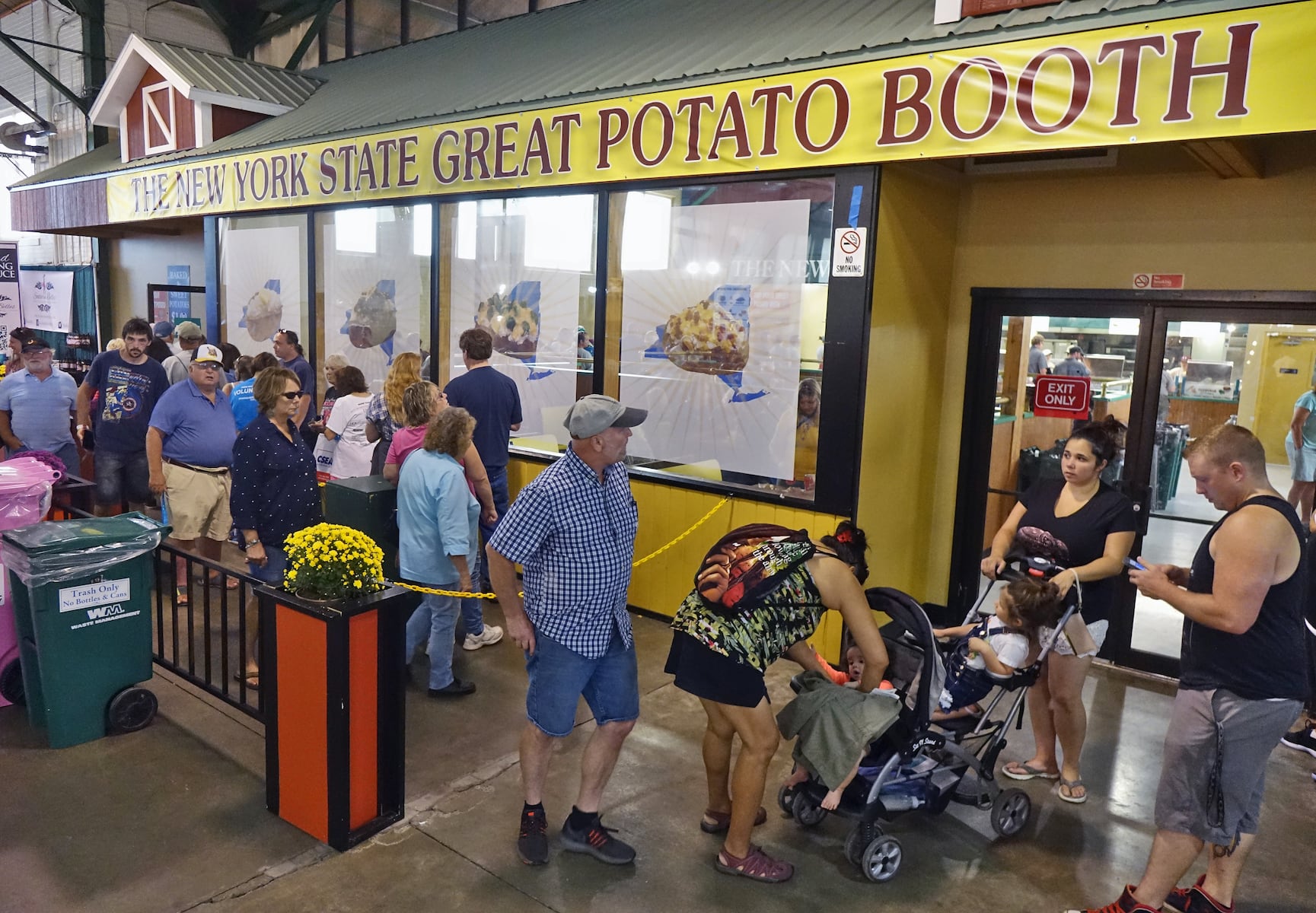 New operator takes over Fair’s $1 potato booth (Good Morning CNY)