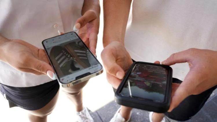 Colorado audit finds $175K wasted on unused state-issued cellphones