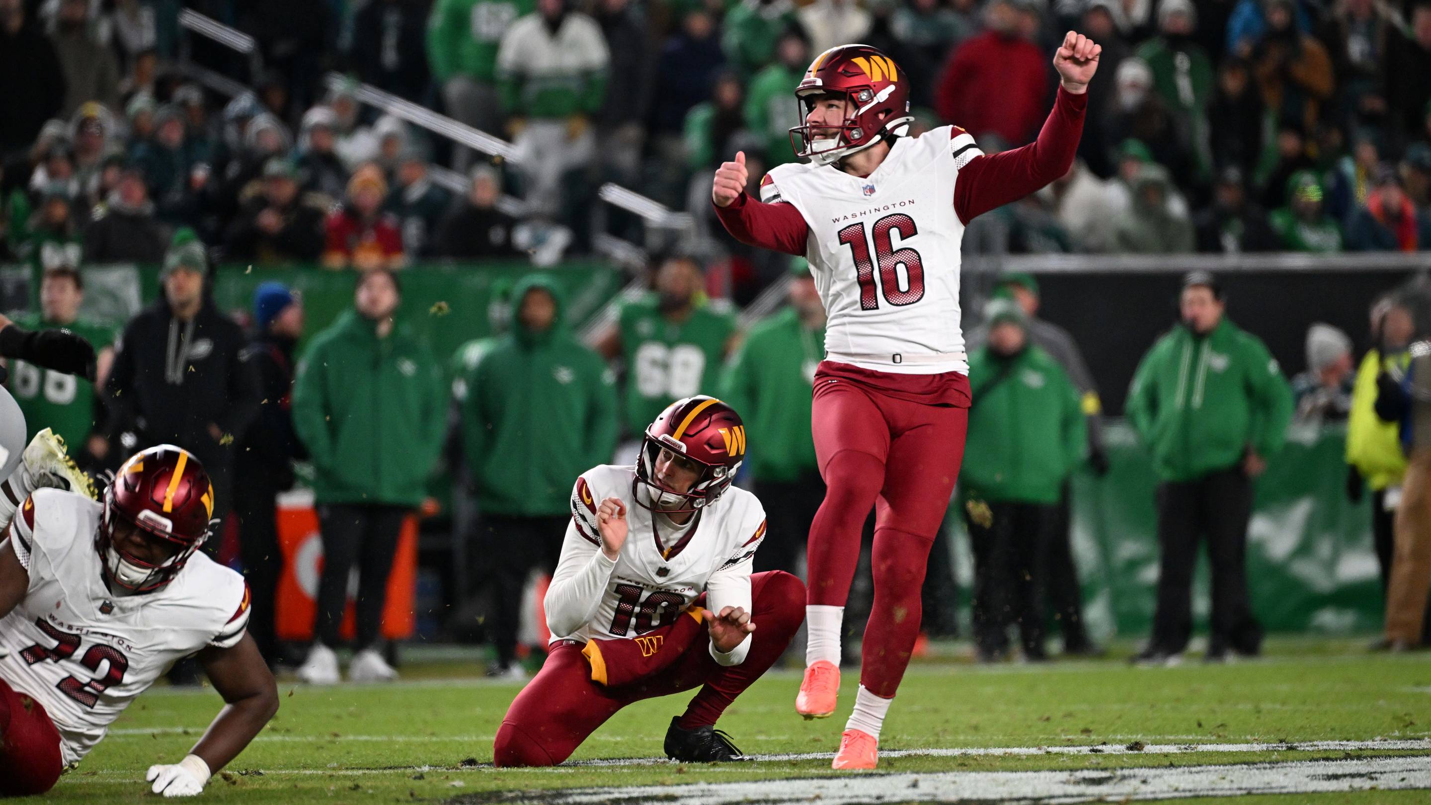 Commanders' Jake Moody Continues Watching Kicking Opportunity Slip Away