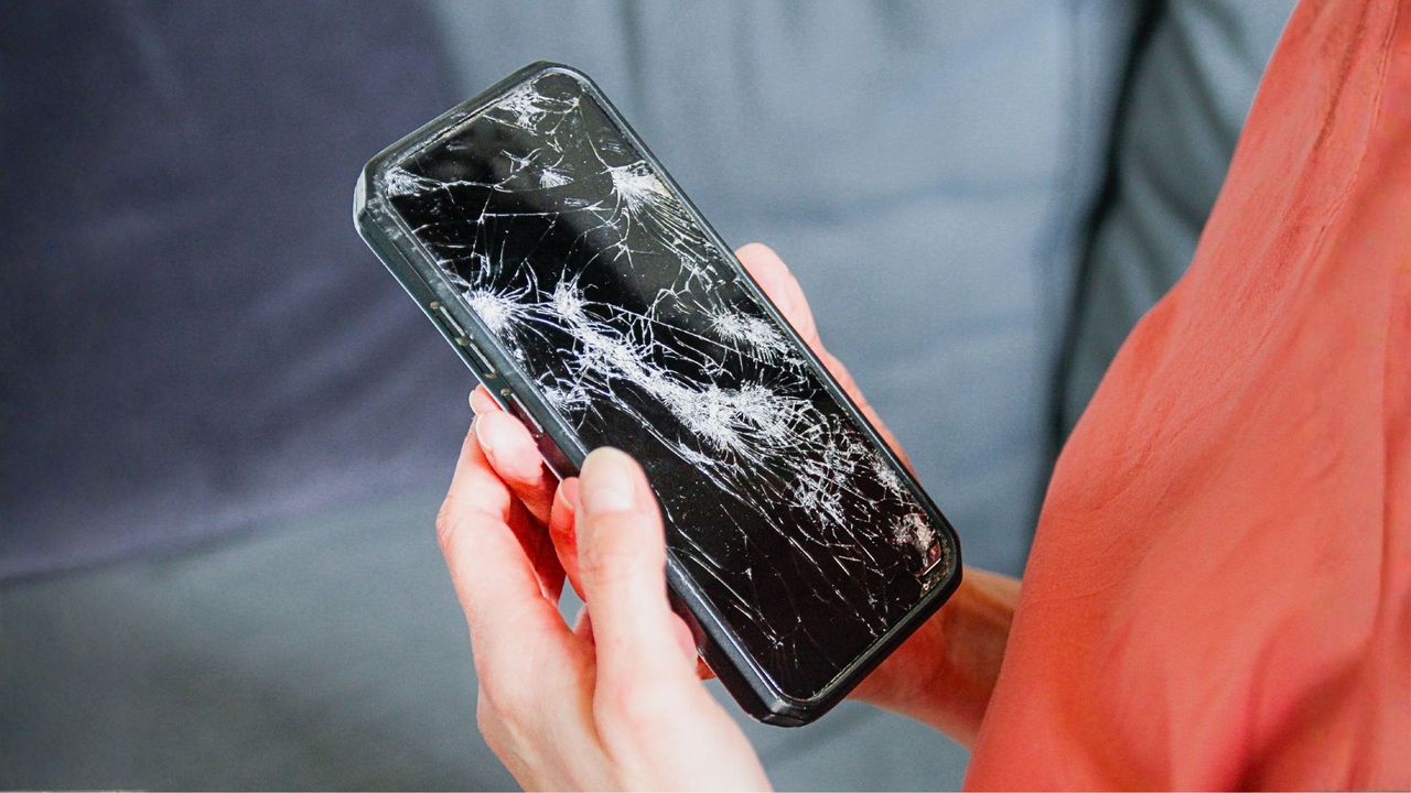 The Overlooked Tool That Could Save You Hundreds on Your Next Phone