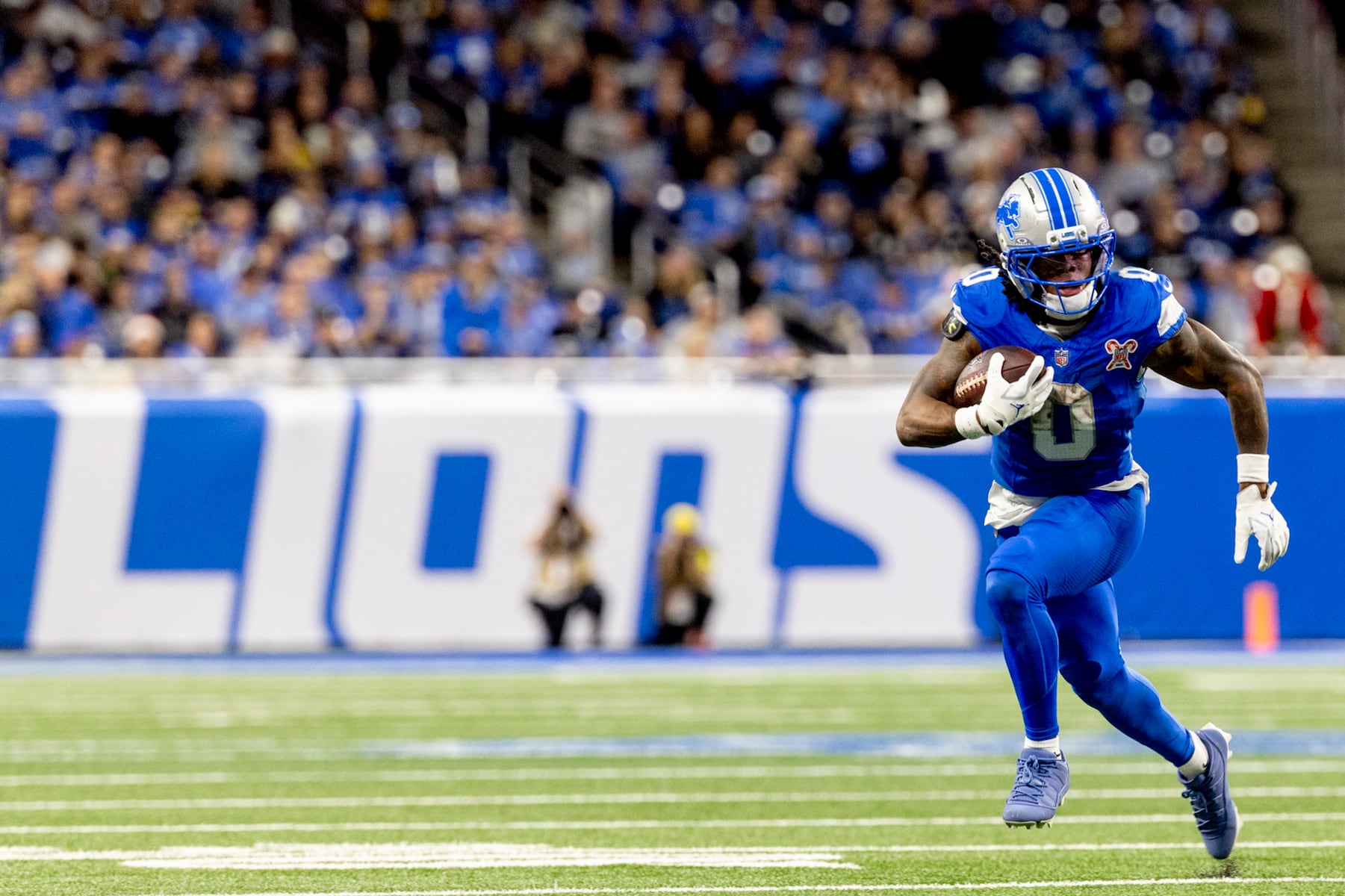 A closer look at the record-setting extension for Detroit Lions RB Jahmyr Gibbs