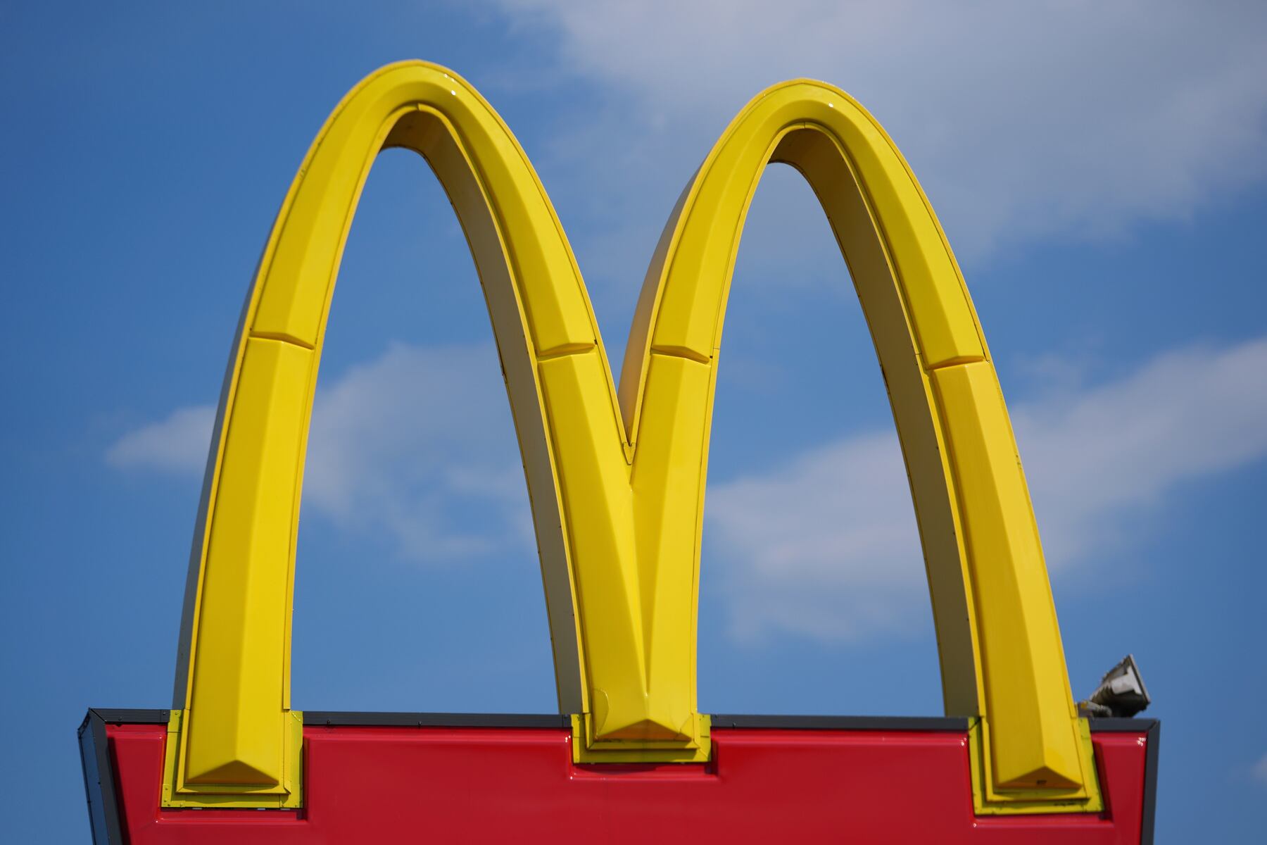 Why an Ohio couple chose a McDonald’s for their wedding day