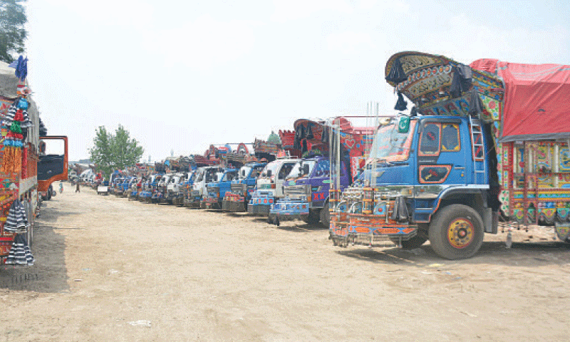 Goods transporters to continue strike as negotiations with govt end without resolution