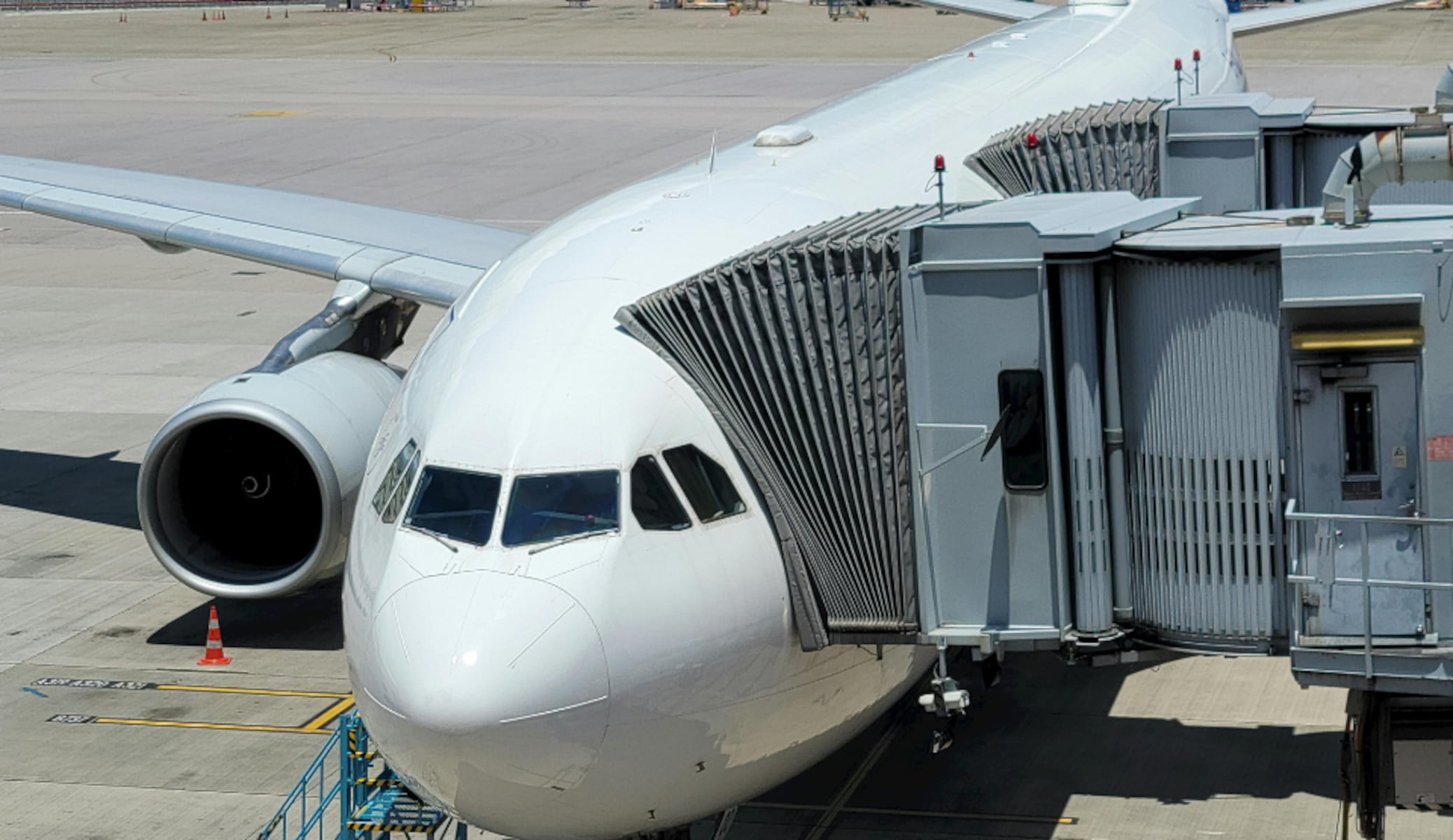 Over 1,797 flights delayed, 291 canceled amid widespread U.S. travel disruptions