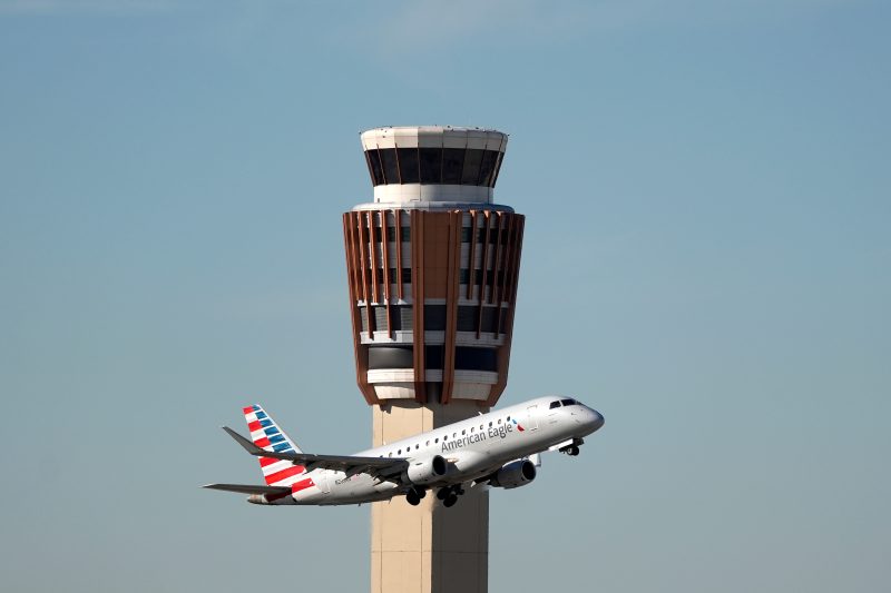 FAA hires 2,000+ gamers as air traffic controllers since April, Duffy announces