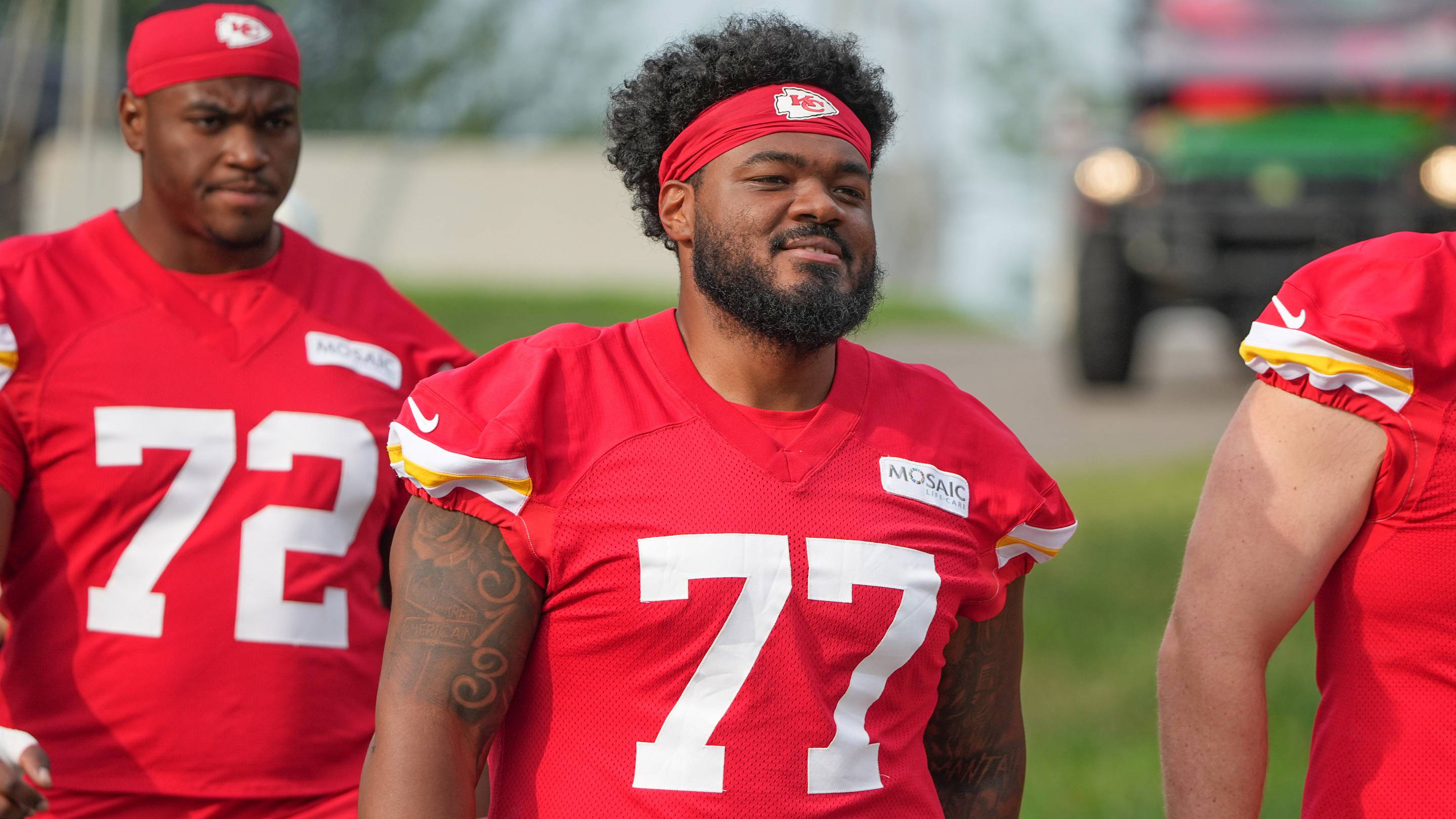 Chiefs OT Jaylon Moore Is Welcoming the Challenge From Rising Rookie Kahlil Benson