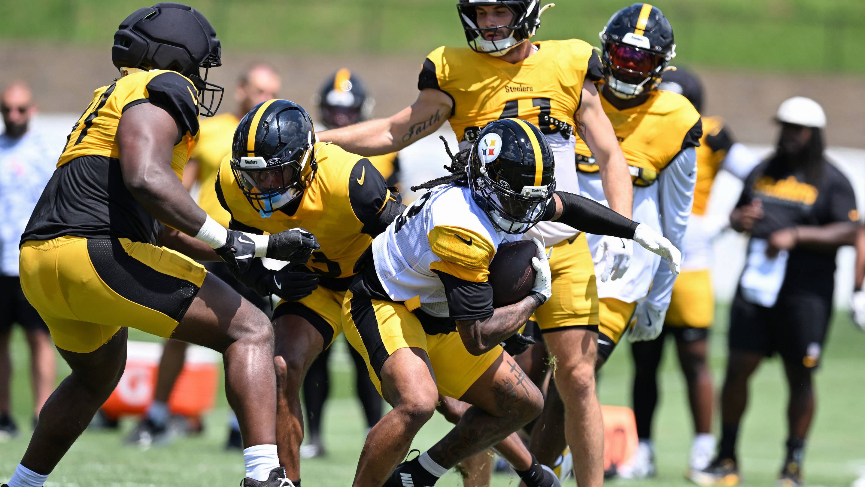 2026 Fantasy Football ADP Bargains: Running Backs