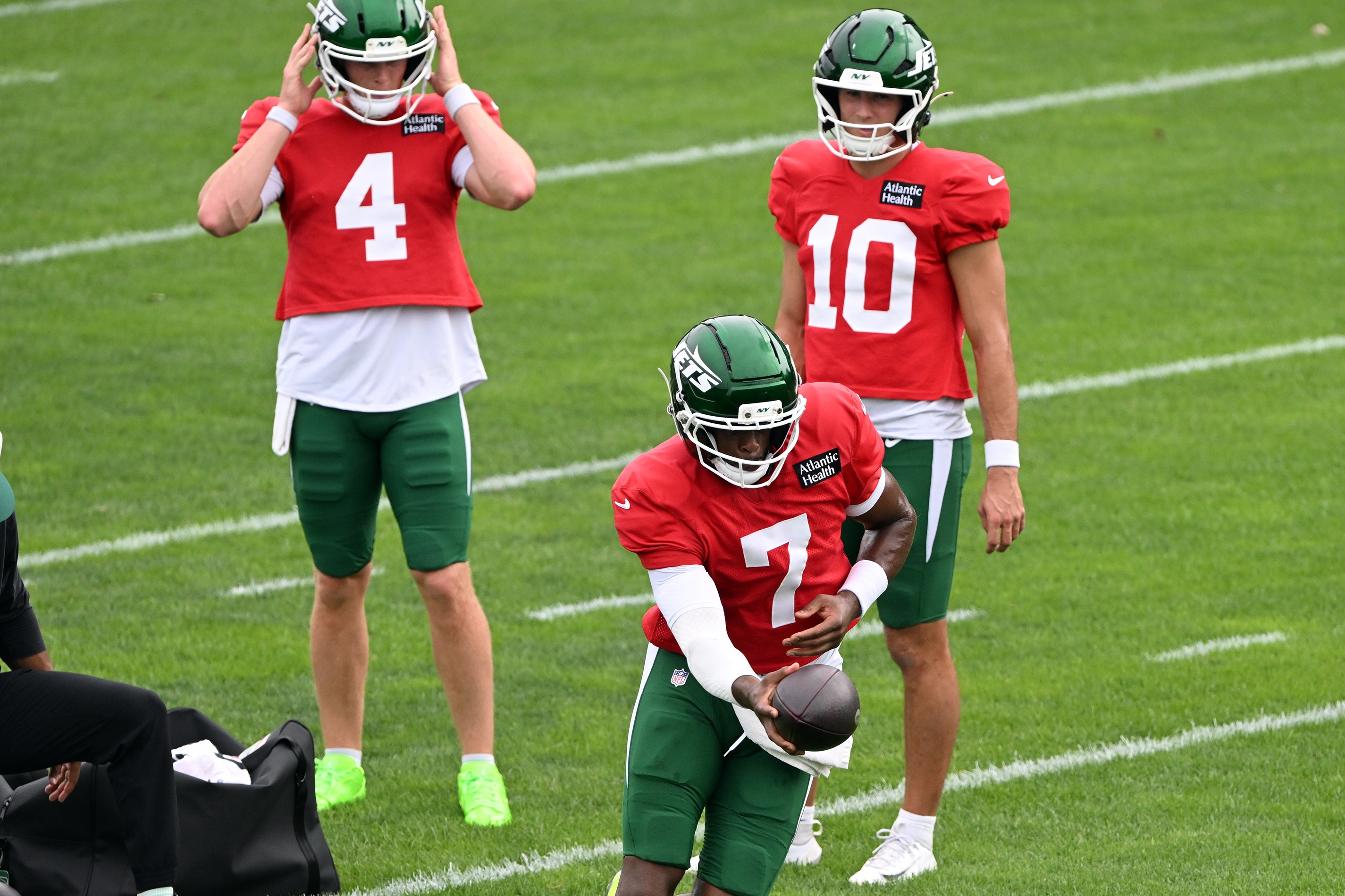 Geno Smith gives worrisome flashbacks with ugly Jets practice
