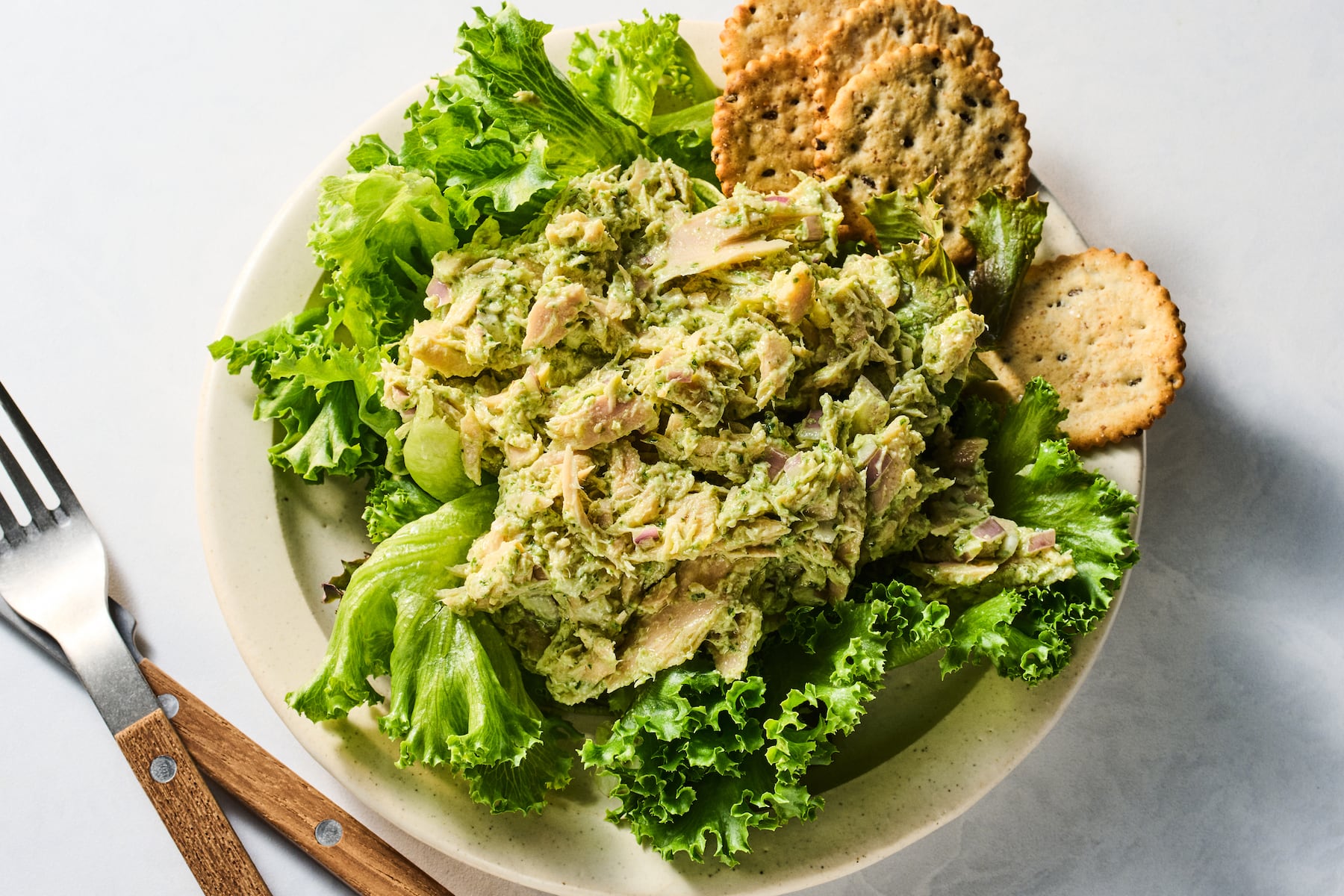 Pesto tuna salad