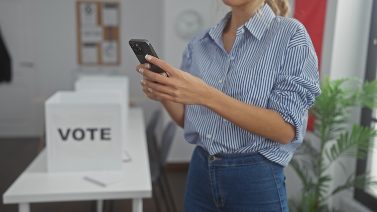 What to bring — and what not to bring — to the Florida polls