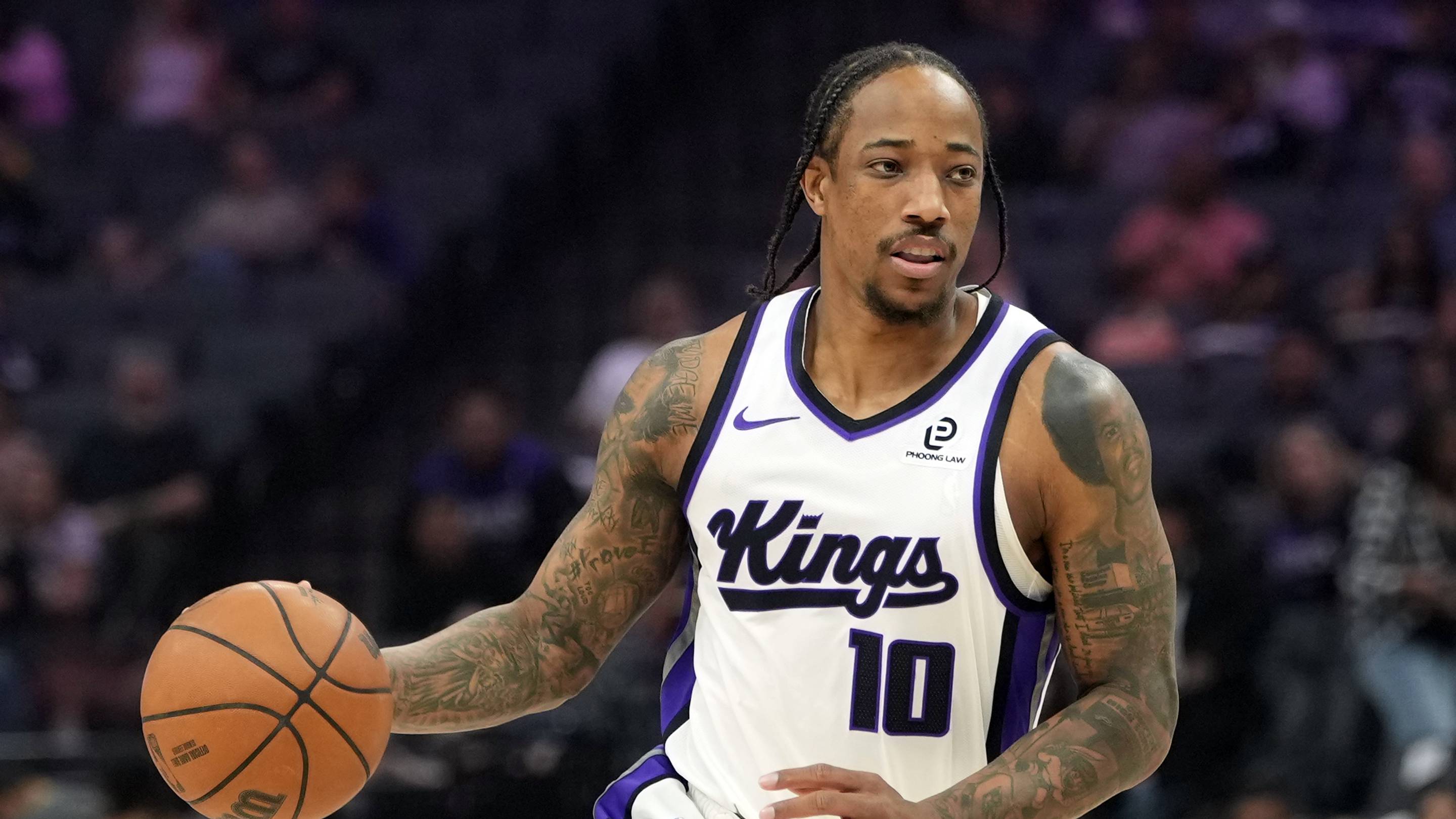 Pros and Cons of Cavaliers Pursuing Demar DeRozan in Free Agency