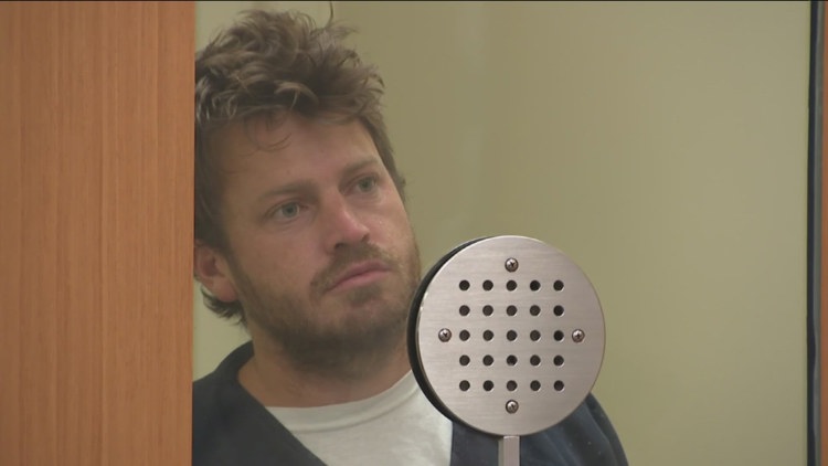 Man sentenced after stabbing pregnant woman at Mira Mesa ATM