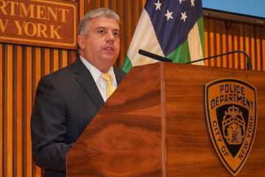 NYPD detective indicted for beating prisoner inside Brooklyn precinct: DA