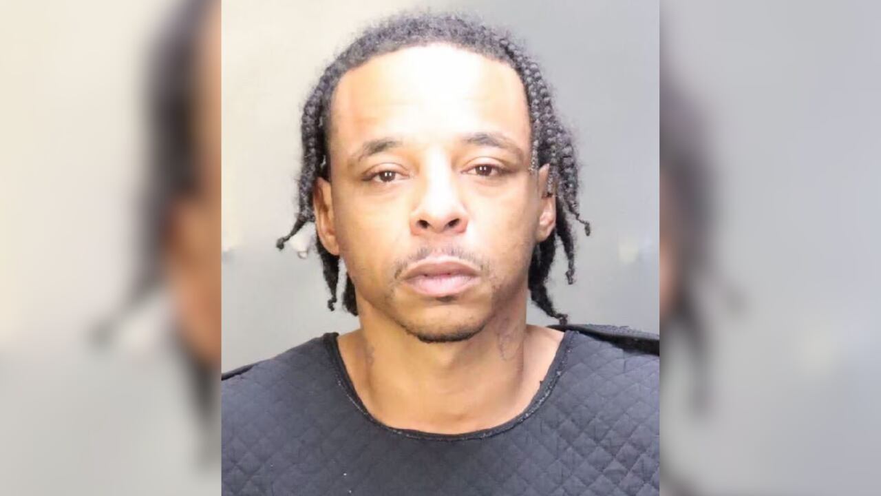 ‘This is for you’: Man accused of killing cousin after coming over to take a shower, report says