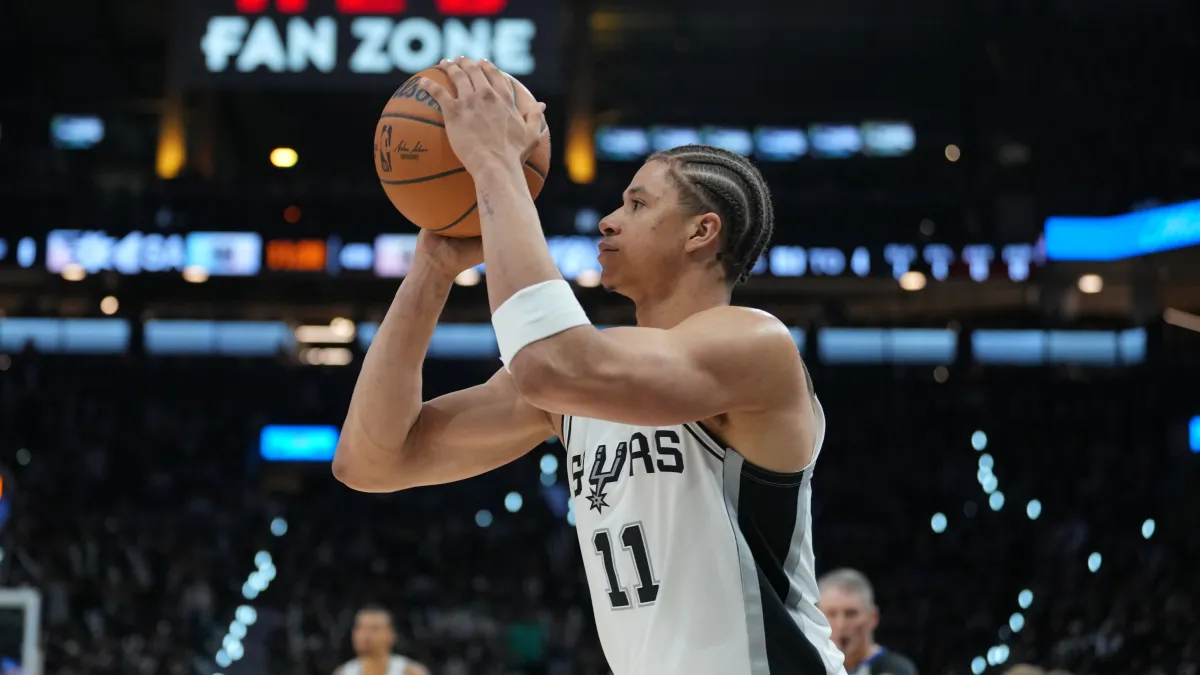 Carter Bryant reveals what it's like to have Gregg Popovich helping him behind the scenes
