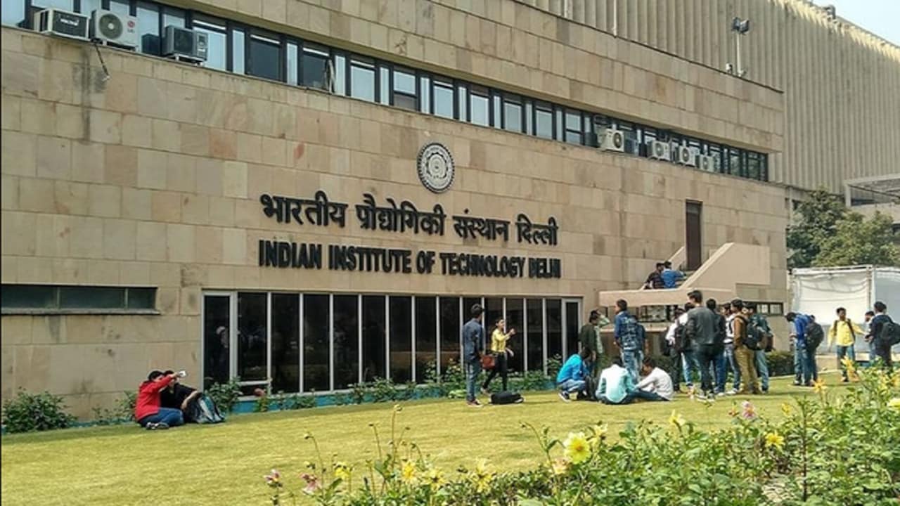 Opinion: Opinion | The Great IIT Dream Is Cracking: Why Even Top Degree-Holders Are Unable To Find Jobs