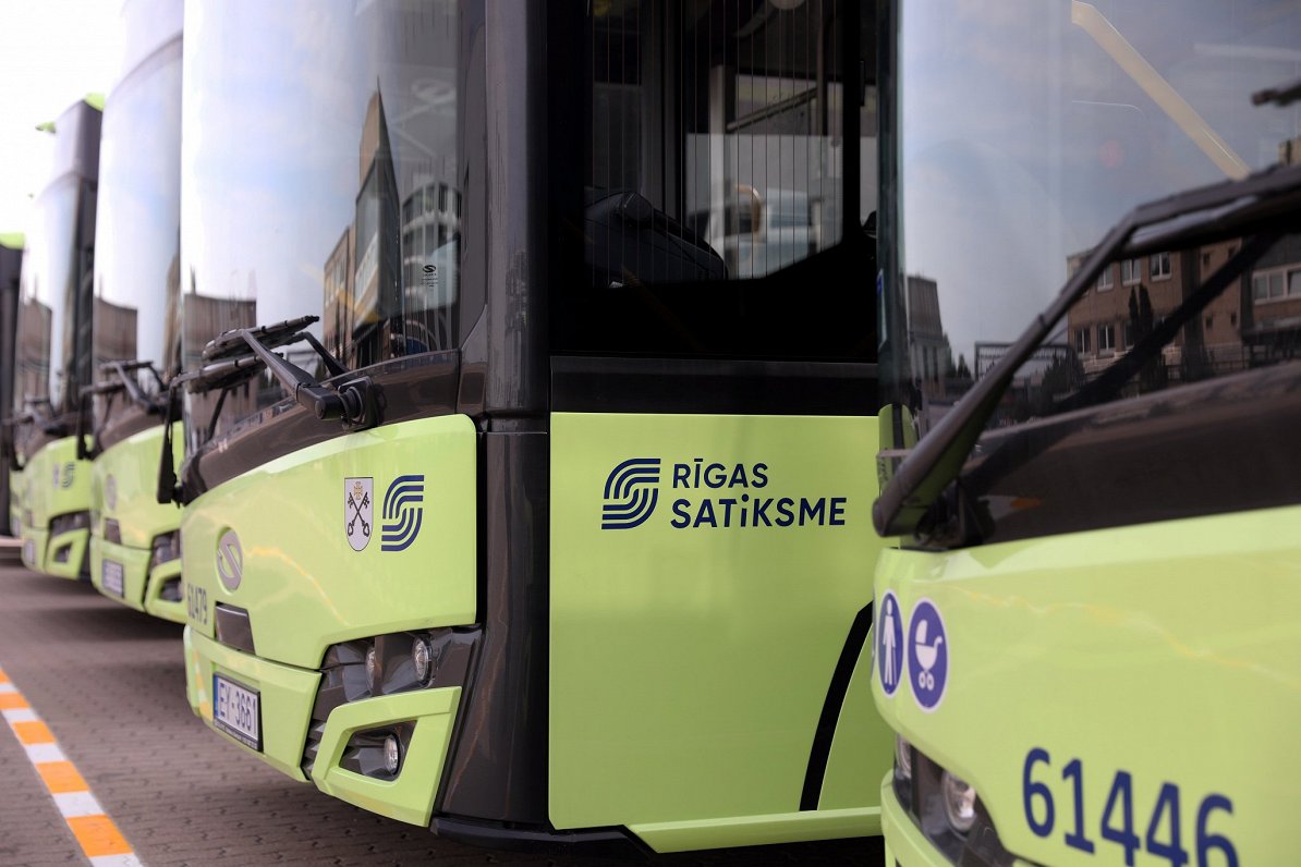 Parents reminded to apply for kids' free public transport use in Rīga