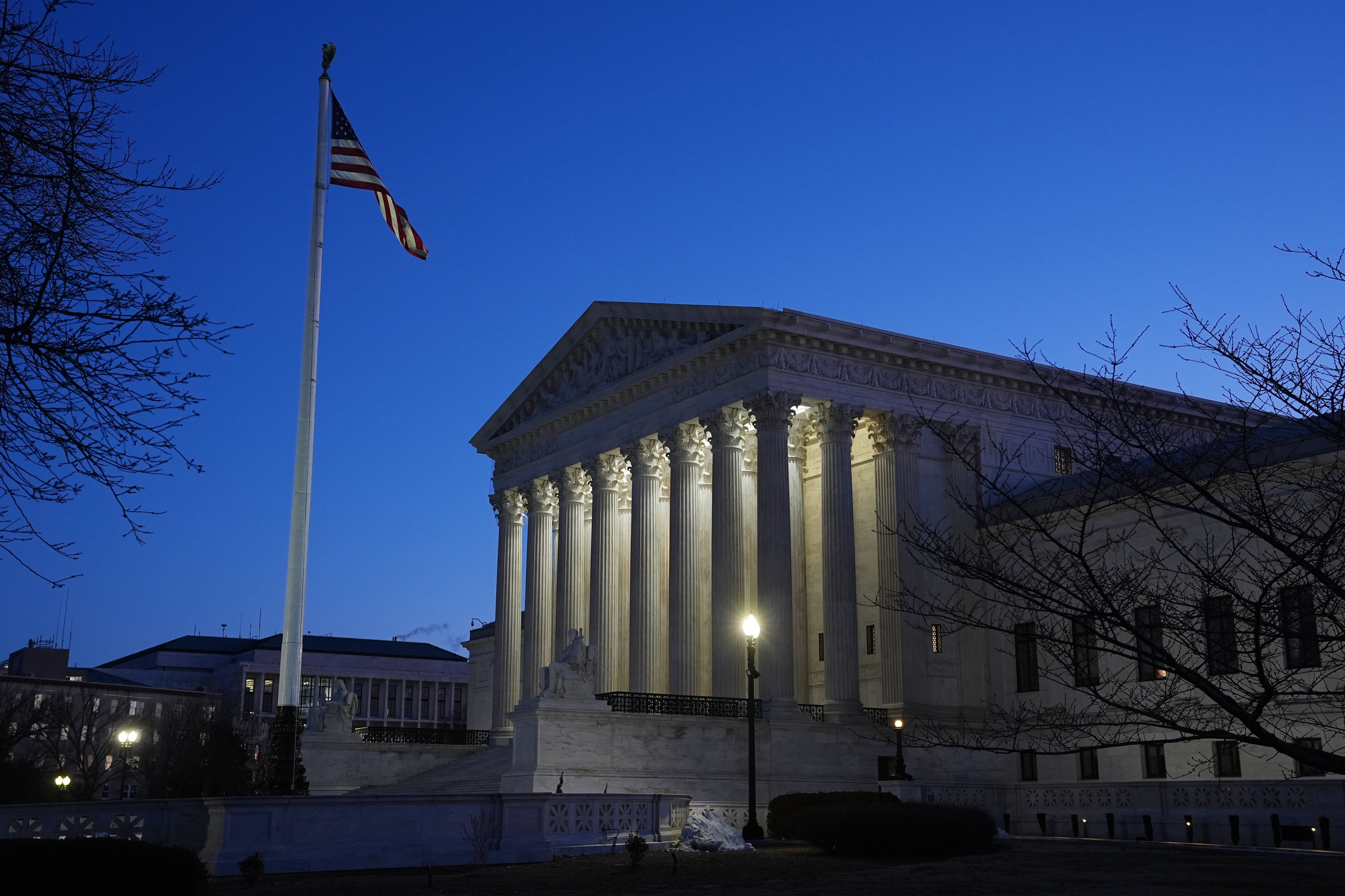 Oregon ballot initiative would skirt Citizens United, ban corporate money from elections