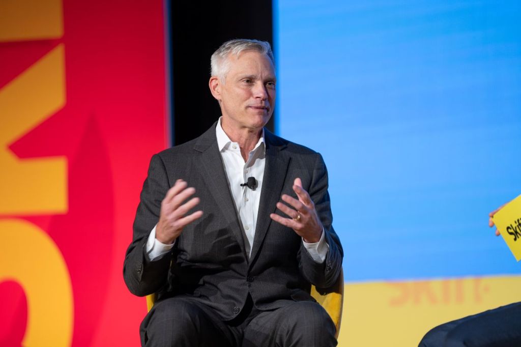 American Airlines CEO Outlines C-Suite Overhaul to Close ‘Meaningful Gap’