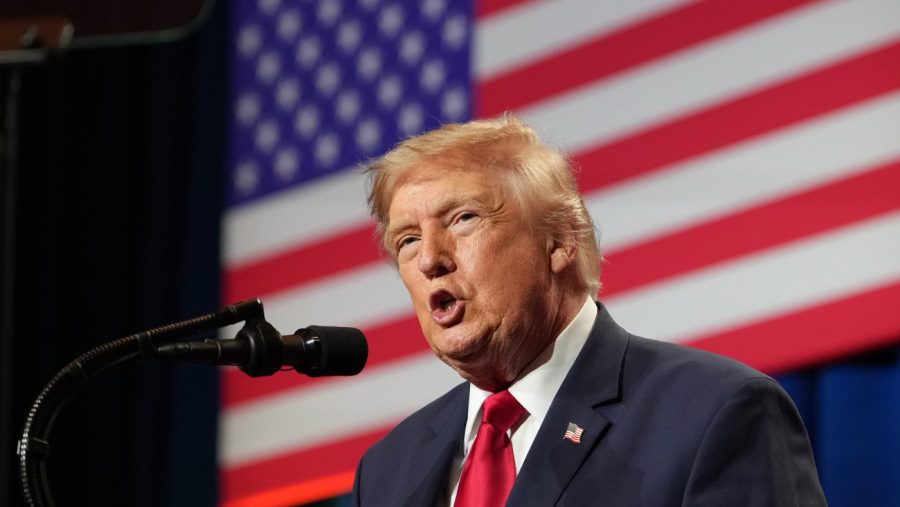 President Trump awards De Soto high schooler who won Patriot Games