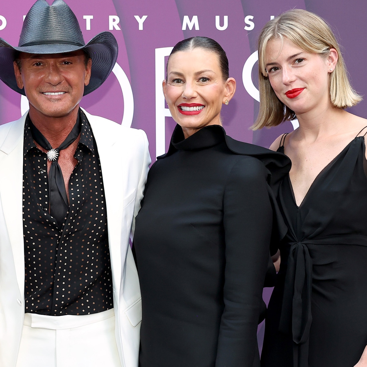Tim McGraw Shares Rare Photo of His, Faith Hill’s Daughter Maggie