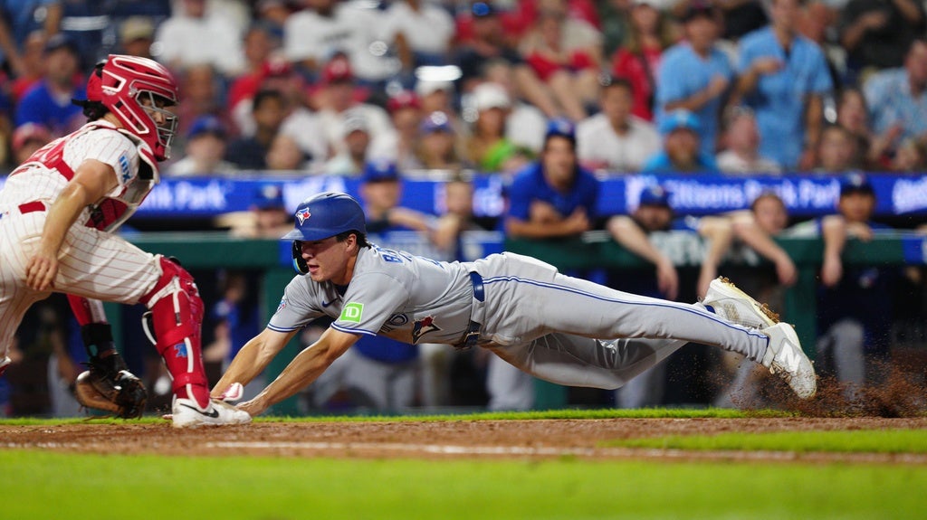 Watch: Arden Hills native and former Gophers star Brett Bateman details making MLB debut with Toronto