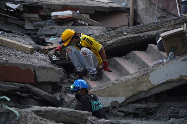 ‘It was like the end of the world’: Local Columbians react to earthquake, launch fundraising efforts
