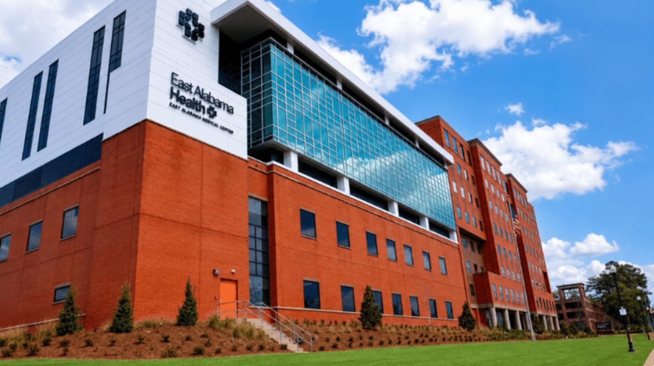 Healthcare company to assume control of east Alabama medical center