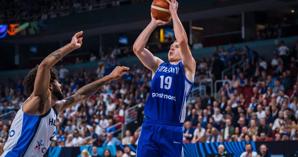 Valencia brings in Elias Valtonen on a non‑guaranteed deal