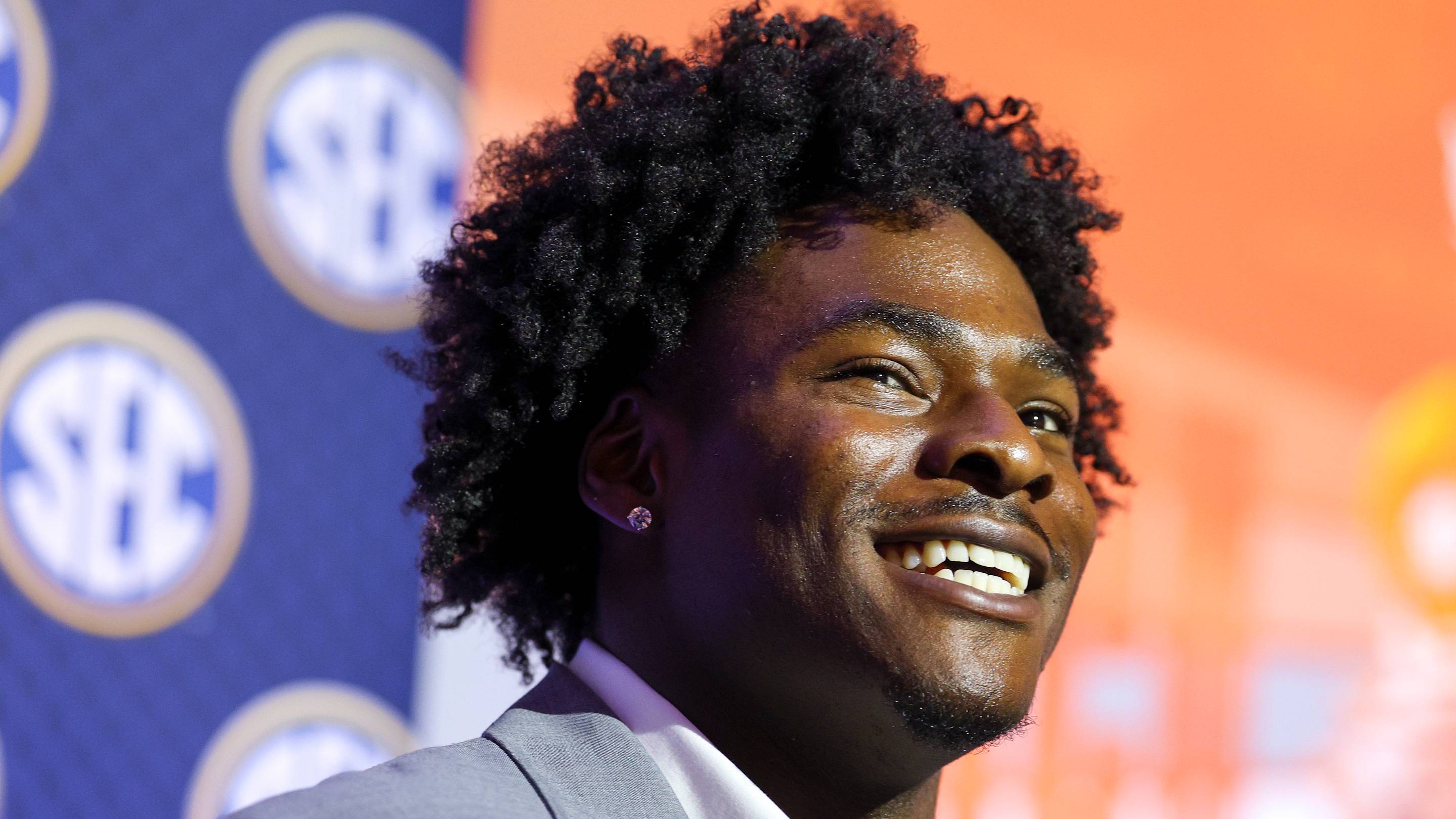 Colin Simmons Named One of College Football's 'Freakiest' Players