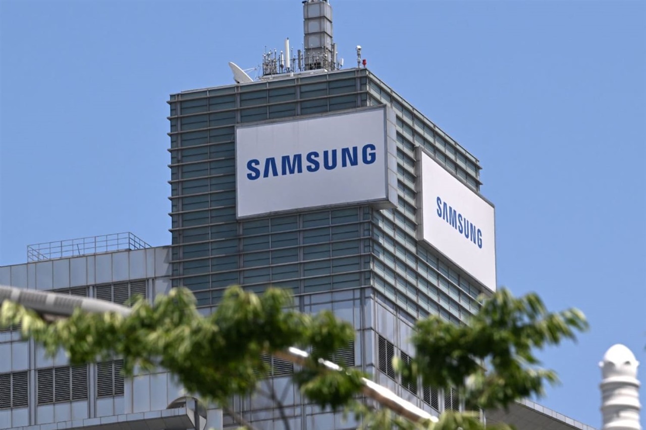 Samsung to expand 2026 TV LCD buys from BOE as TCL orders drop