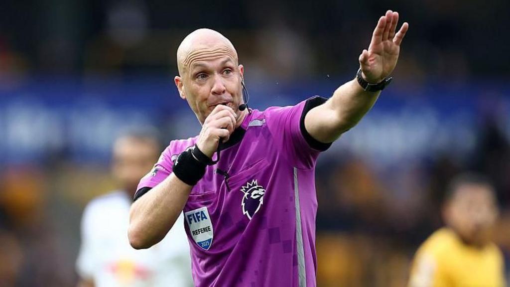 Critical former referees add to culture of fear, says retiring official Taylor