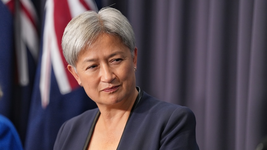 Foreign minister to warn 'monoculturalism' a threat to national security