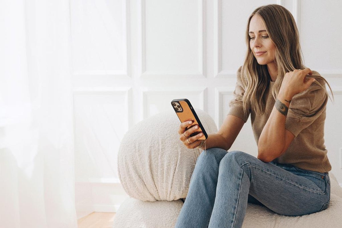 Ghosting the Machine: Inside the New Social Etiquette of Phone Evasion