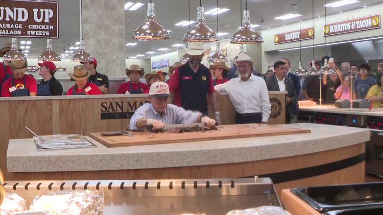 Gov. Abbott chops brisket as Buc-ee's opens newest location in San Marcos