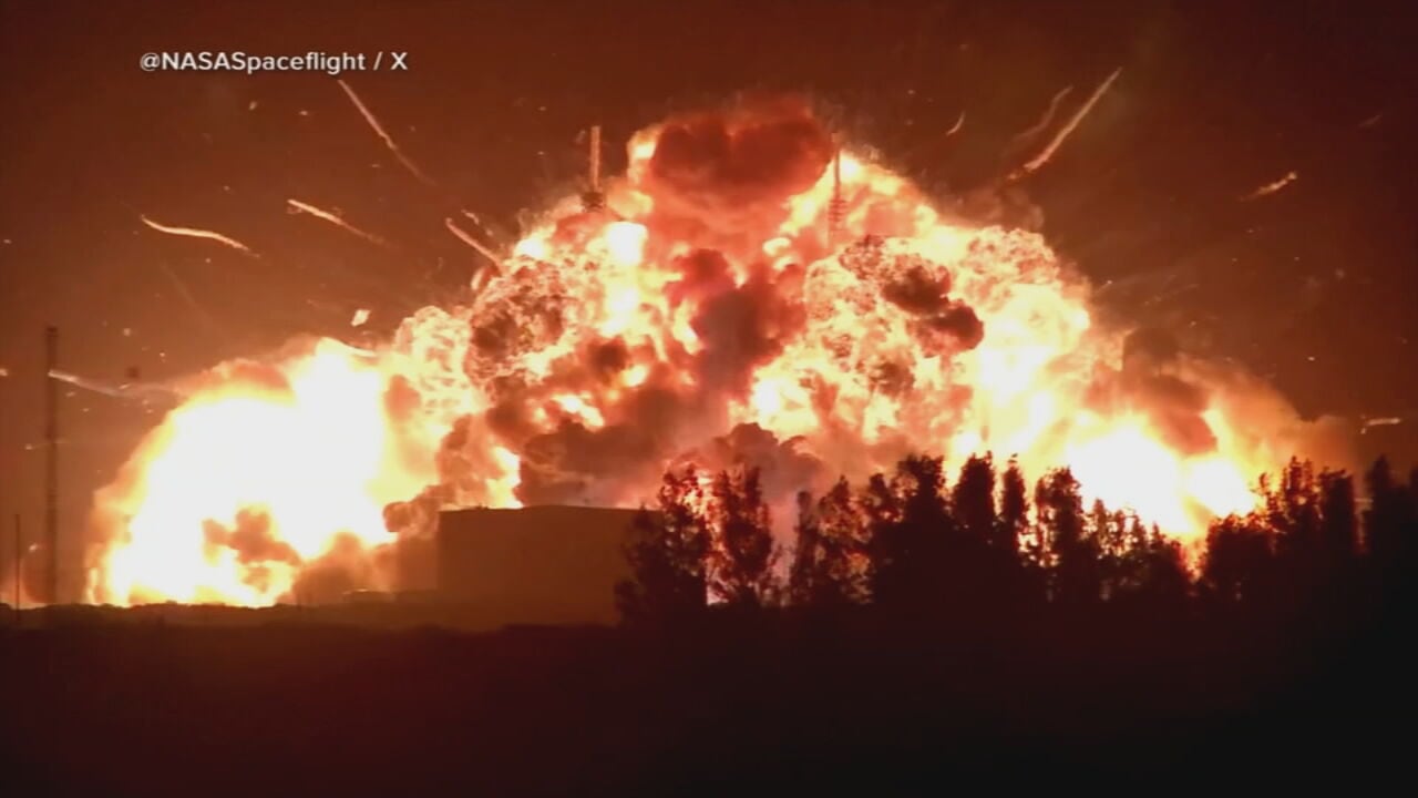 Blue Origin to build second launch pad at Cape Canaveral following New Glenn rocket explosion