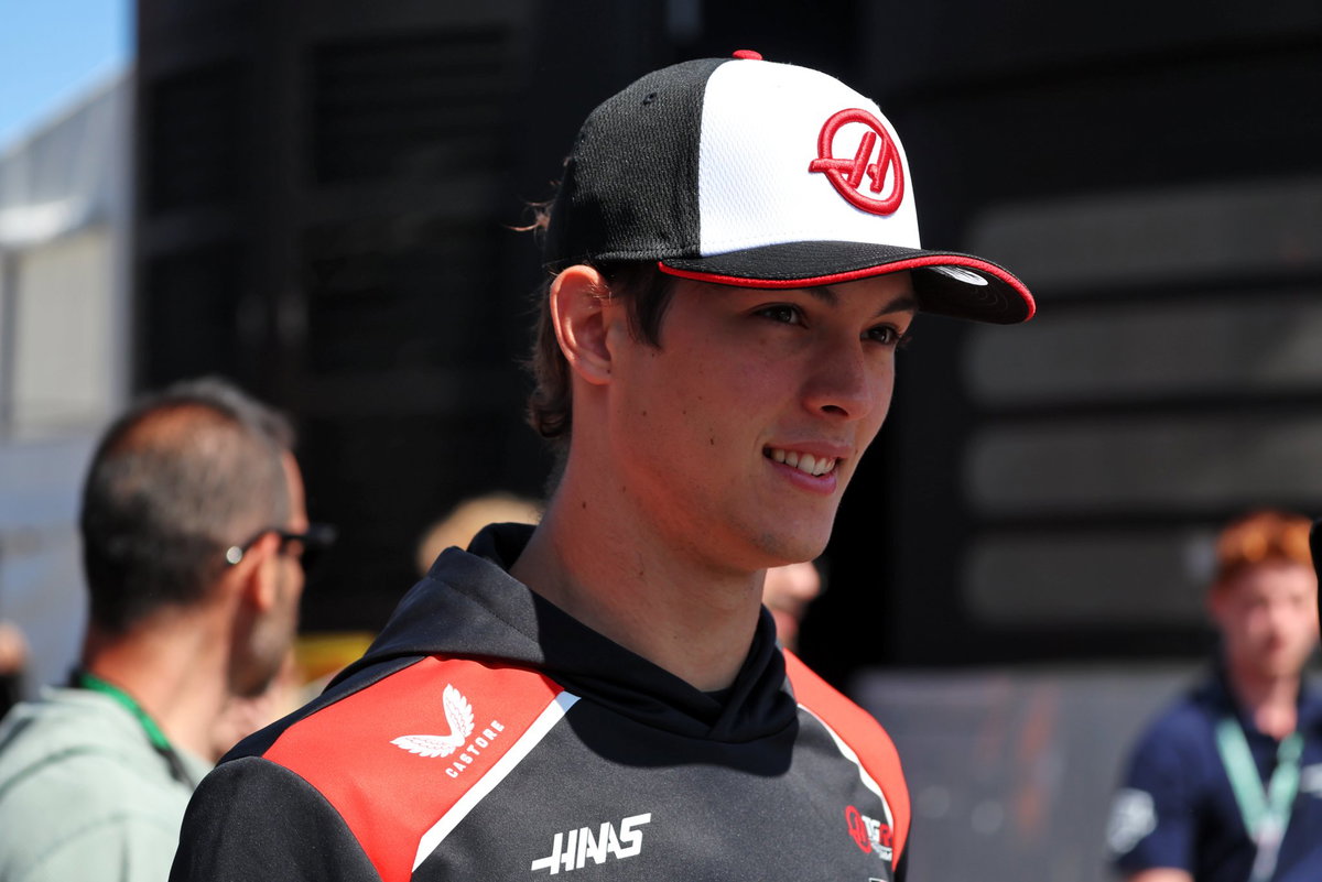 'Fighting with one hand behind our backs' - Bearman frustrated over Haas struggles