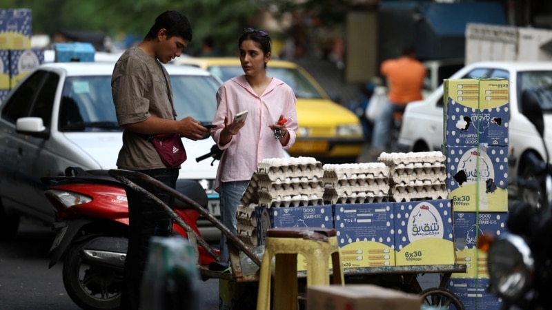 Iran Lurching Toward 'Severe Economic Collapse' As US Pressure Mounts