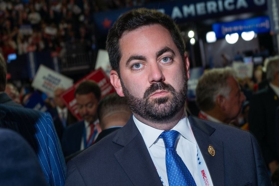 Republican ties himself in knots during heated clash with CNN host