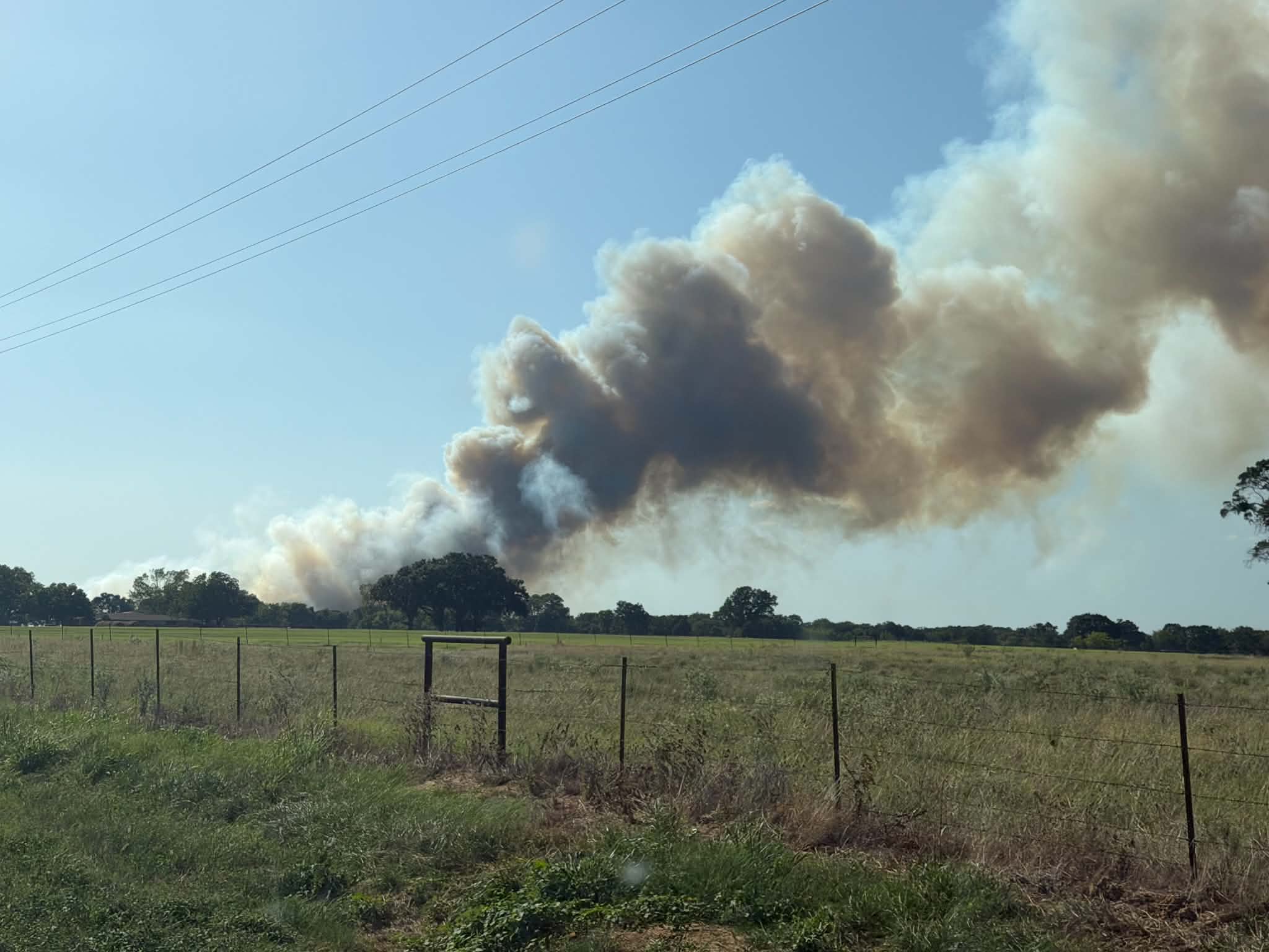 Dallas weather: Fires break out in several North Texas cities as extreme heat rages on