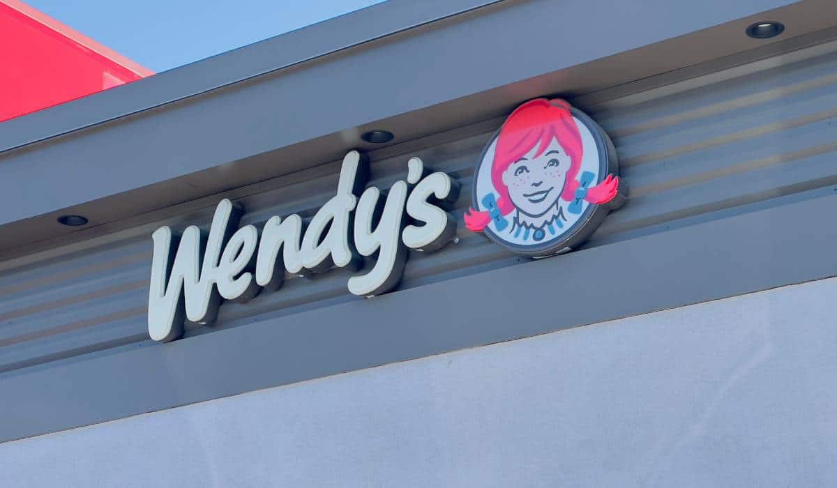 Nelson Peltz Reportedly Preparing Bid to Buy Wendy’s