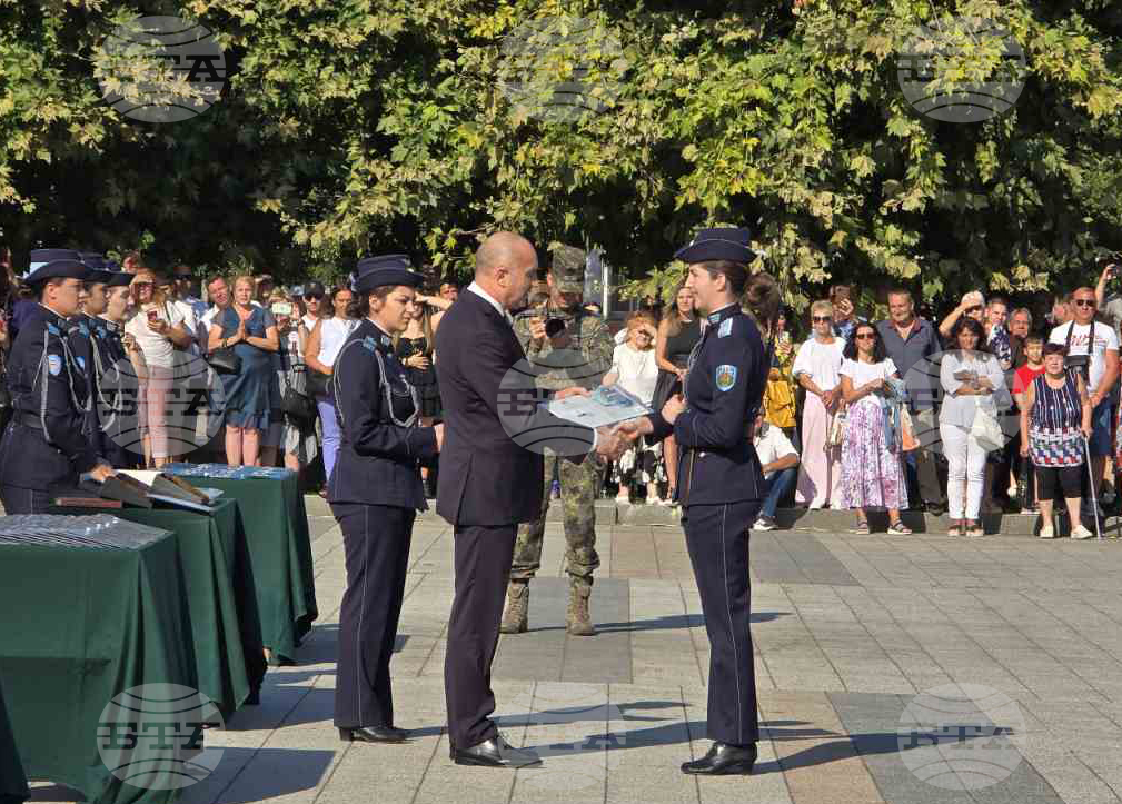 PM Attends Graduation Ceremony at Air Force University
