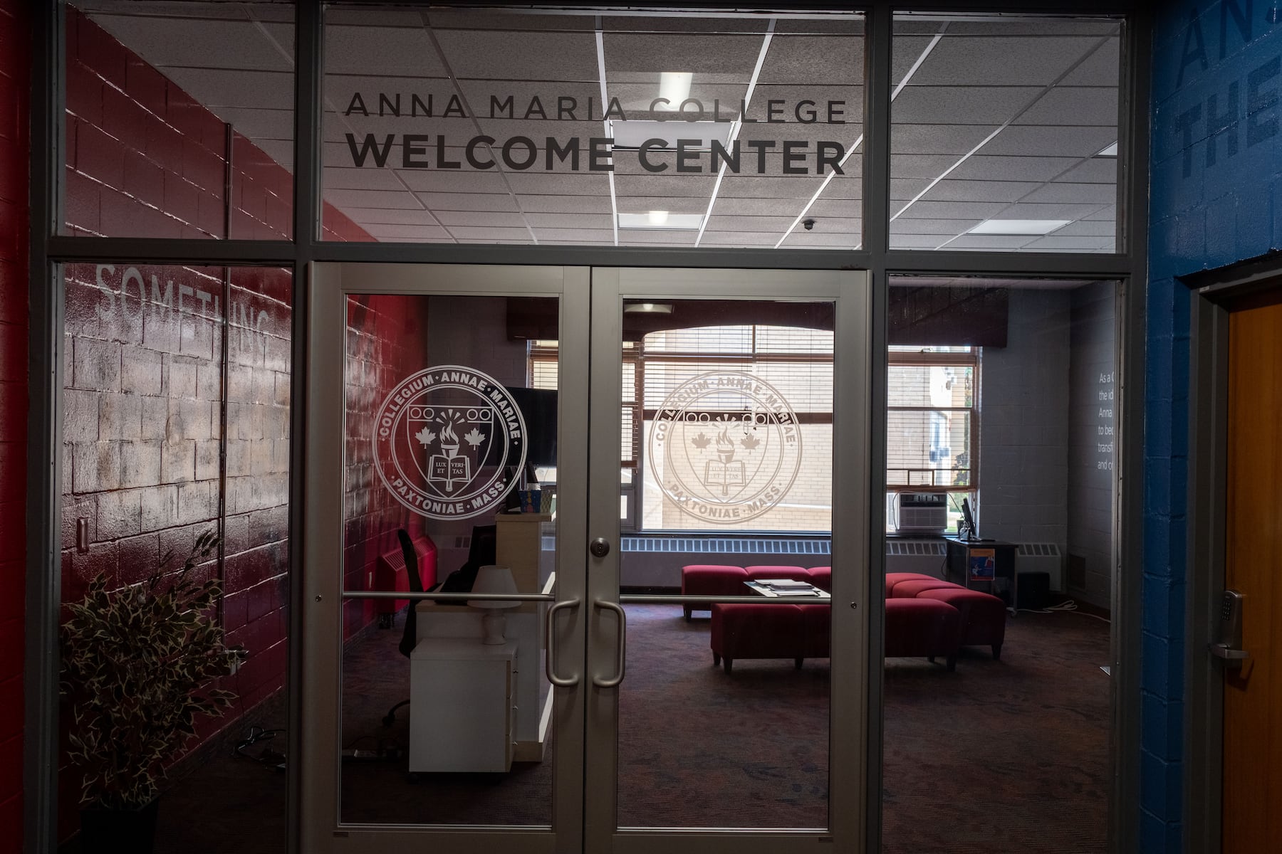 Anna Maria closure leaves questions about students' unpaid bills