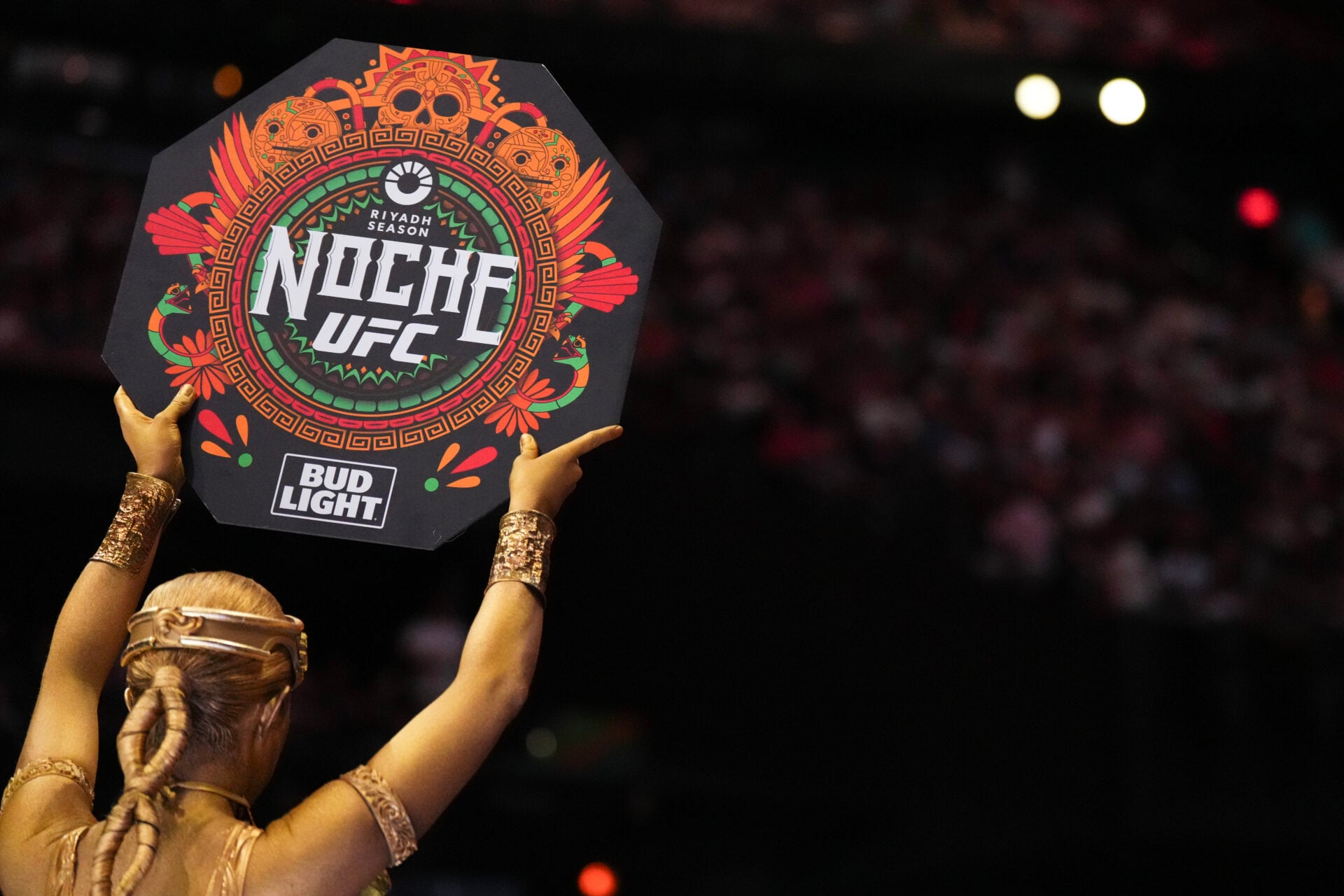 Former UFC title challenger withdraws from Noche UFC mismatch and reportedly gets replaced